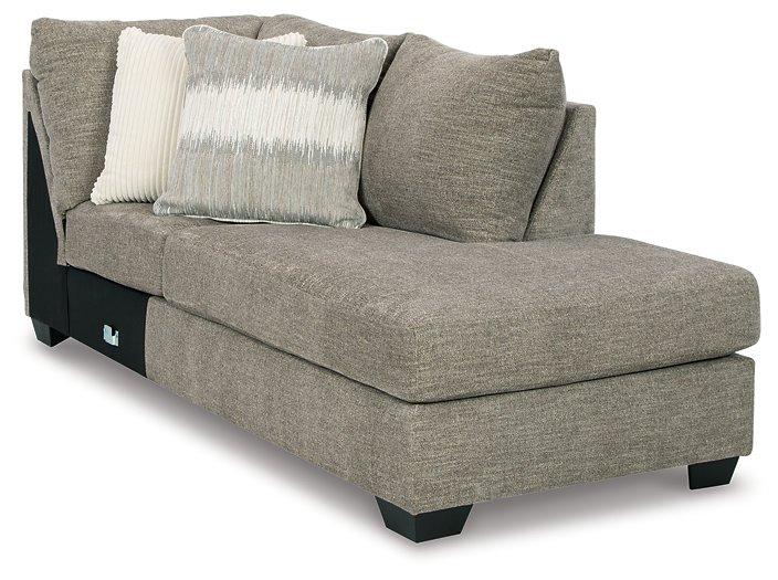 Creswell Sectional with Chaise