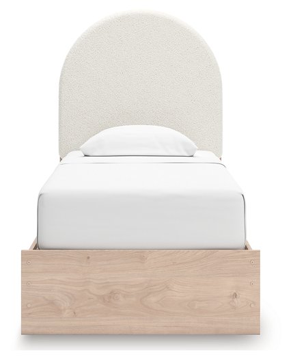 Arloster Upholstered Bed