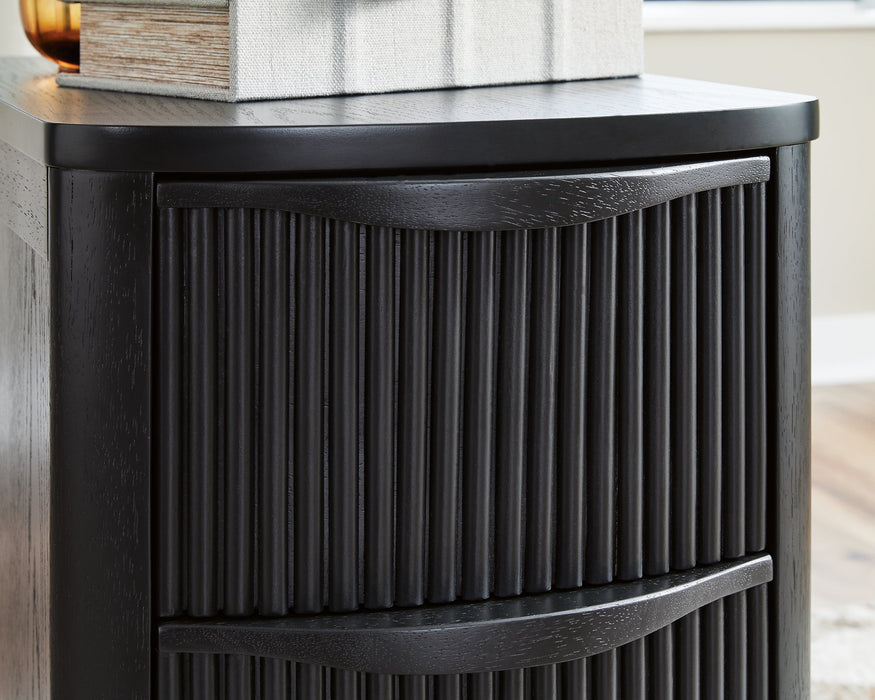 Camdill Chairside End Table